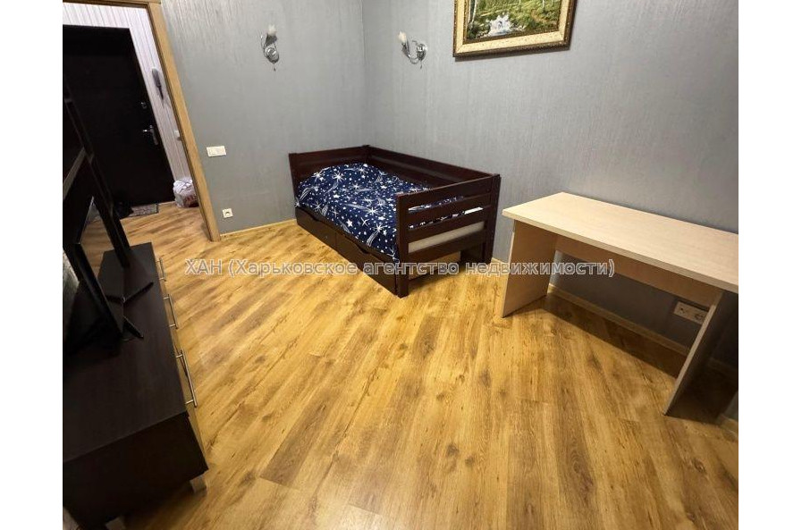 Сдам квартиру, Новоалександровская ул. , 2  ком., 54 м², евроремонт 