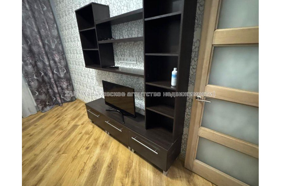 Сдам квартиру, Новоалександровская ул. , 2  ком., 54 м², евроремонт 