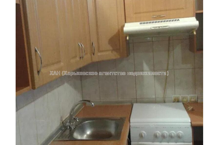 Продам квартиру, Непокоренных ул. , 2 кім., 44 м², косметический ремонт 