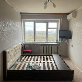 Продам квартиру, Ильи Коваля ул. , 3  ком., 62 м², косметический ремонт