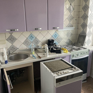 Продам квартиру, Ильи Коваля ул. , 3  ком., 62 м², косметический ремонт 