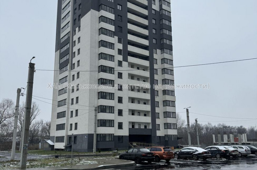 Продам квартиру, Непокоренных ул. , 2 кім., 65.70 м², без внутренних работ 