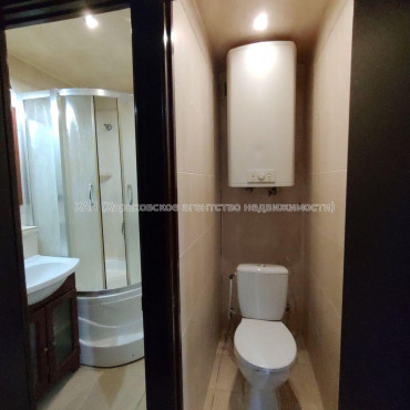 Продам квартиру, Победы просп. , 3 кім., 65 м², евроремонт 
