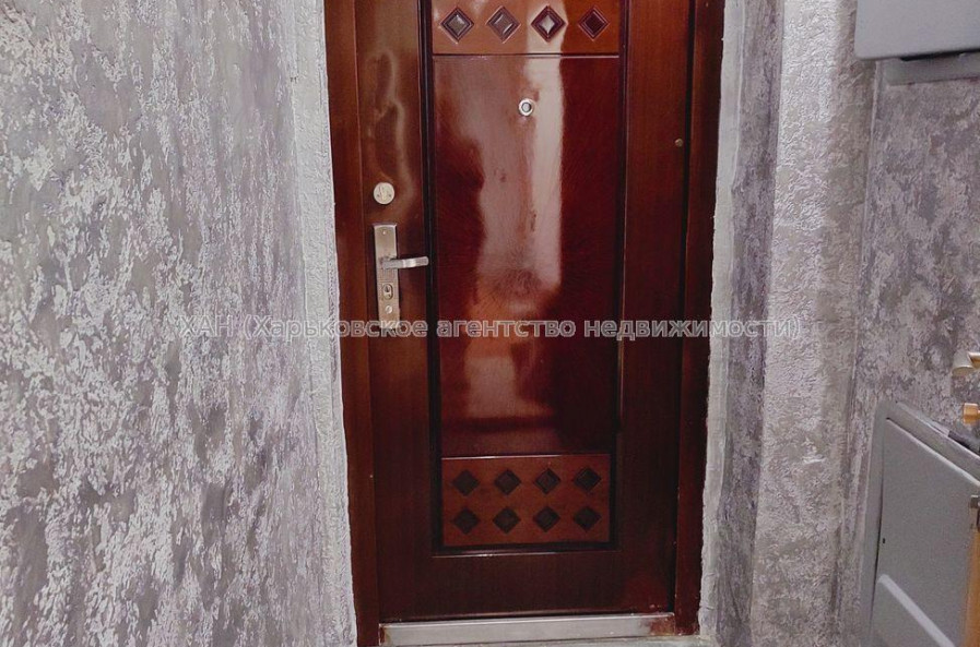 Продам квартиру, Победы просп. , 3 кім., 65 м², евроремонт 