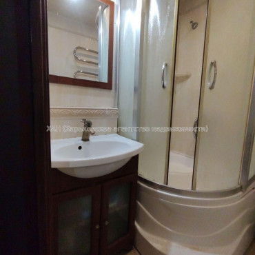 Продам квартиру, Победы просп. , 3  ком., 65 м², евроремонт 