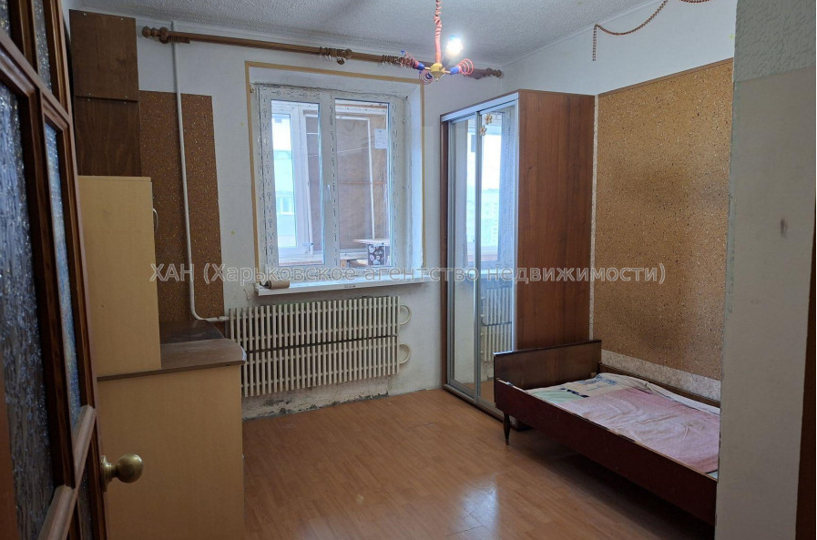 Продам квартиру, 3 кім., 71.10 м², косметический ремонт 