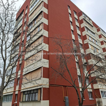 Продам квартиру, 3 кім., 71.10 м², косметический ремонт 