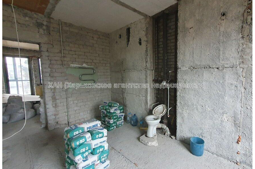 Продам квартиру, Героев Харькова просп. , 2 кім., 56.50 м², без внутренних работ 