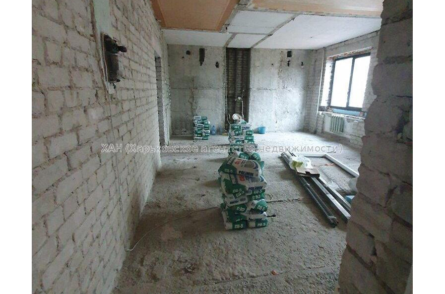 Продам квартиру, Героев Харькова просп. , 2 кім., 56.50 м², без внутренних работ 