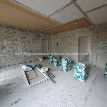 Продам квартиру, Героев Харькова просп. , 2 кім., 56.50 м², без внутренних работ 
