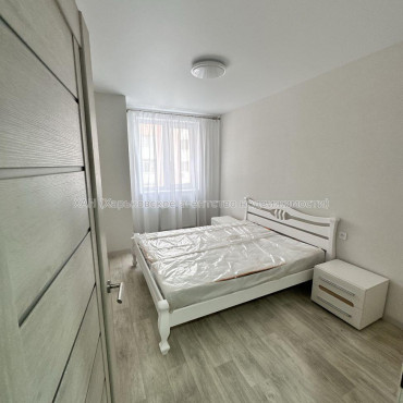 Продам квартиру, Шевченковский пер. , 1  ком., 30 м², капитальный ремонт 