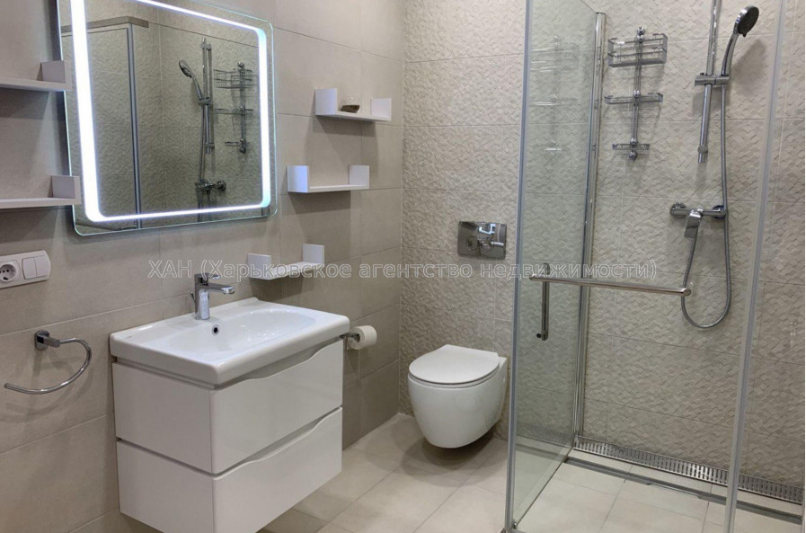 Сдам квартиру, Лебединская ул. , 1  ком., 54 м², евроремонт 