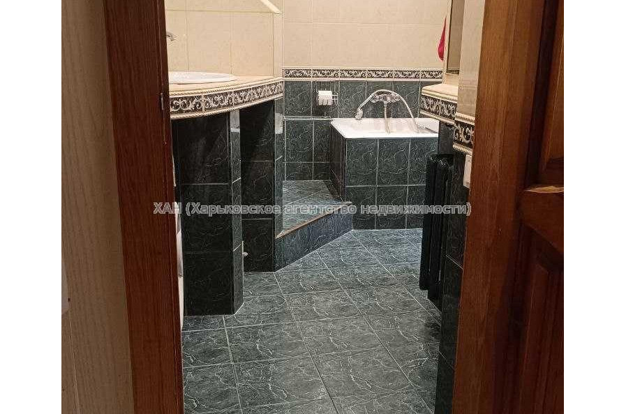 Сдам квартиру, Садовая ул. , 2  ком., 62 м², евроремонт 