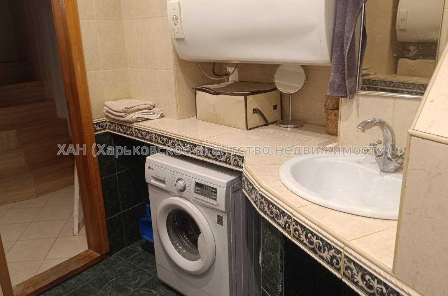 Сдам квартиру, Садовая ул. , 2  ком., 62 м², евроремонт 