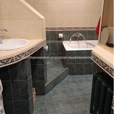 Сдам квартиру, Садовая ул. , 2  ком., 62 м², евроремонт 