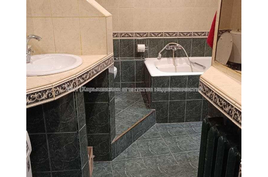 Сдам квартиру, Садовая ул. , 2  ком., 62 м², евроремонт 