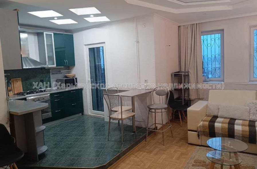 Сдам квартиру, Садовая ул. , 2  ком., 62 м², евроремонт 
