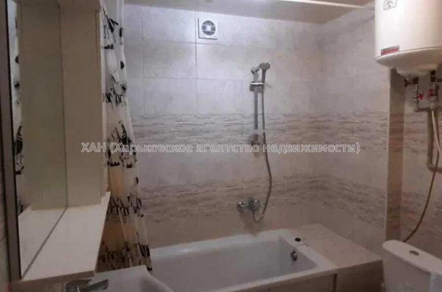 Продам квартиру, Академика Павлова ул. , 2 кім., 45 м², без внутренних работ 