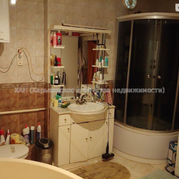 Продам дом, Красная Аллея ул. , 180 м², 7 сот., авторский дизайн 