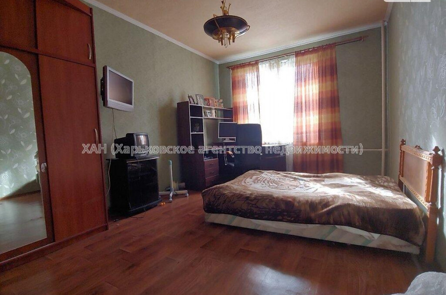 Продам дом, Красная Аллея ул. , 180 м², 7 сот., авторский дизайн 