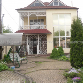 Продам дом, Красная Аллея ул. , 180 м², 7 сот., авторский дизайн