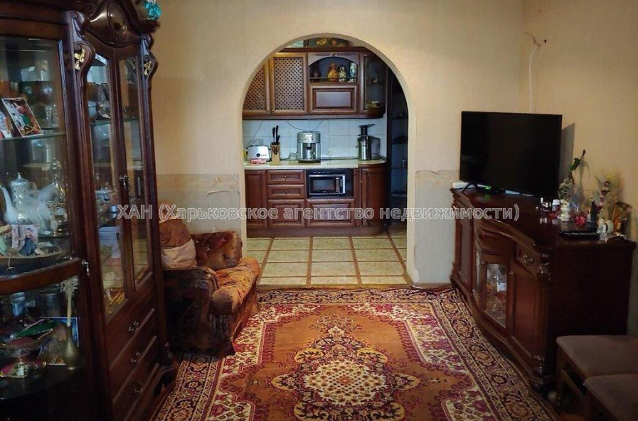 Продам будинок, Красная Аллея ул. , 180 м², 4 соток, авторский дизайн 