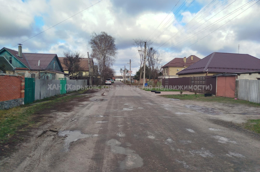 Продам дом, Красная Аллея ул. , 180 м², 7 сот., авторский дизайн 