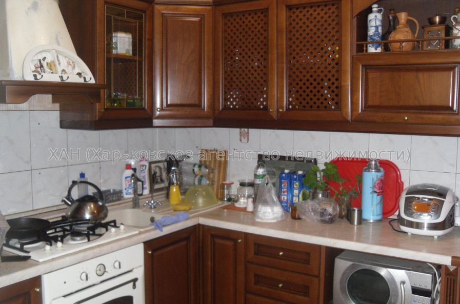 Продам дом, Красная Аллея ул. , 180 м², 7 сот., авторский дизайн 