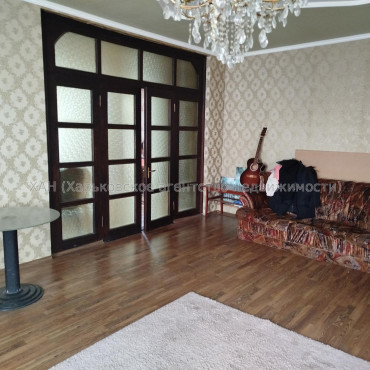 Продам дом, Красная Аллея ул. , 180 м², 7 сот., авторский дизайн 