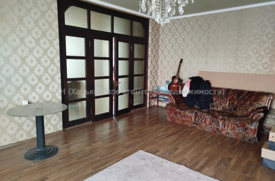 Продам дом, Красная Аллея ул. , 180 м², 7 сот., авторский дизайн 