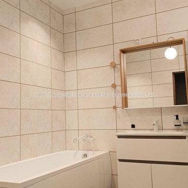 Продам будинок, Немышлянская ул. , 137 м², 10 соток, евроремонт 