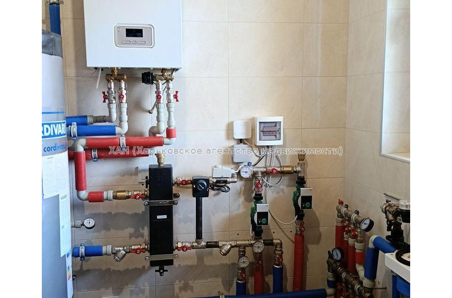 Продам будинок, Немышлянская ул. , 137 м², 10 соток, евроремонт 