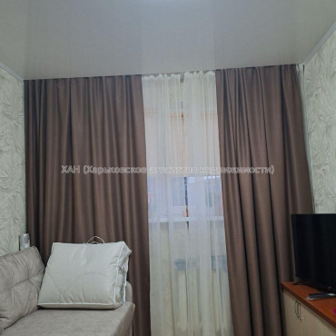 Продам квартиру, Салтовское шоссе , 2 кім., 45 м², капитальный ремонт 