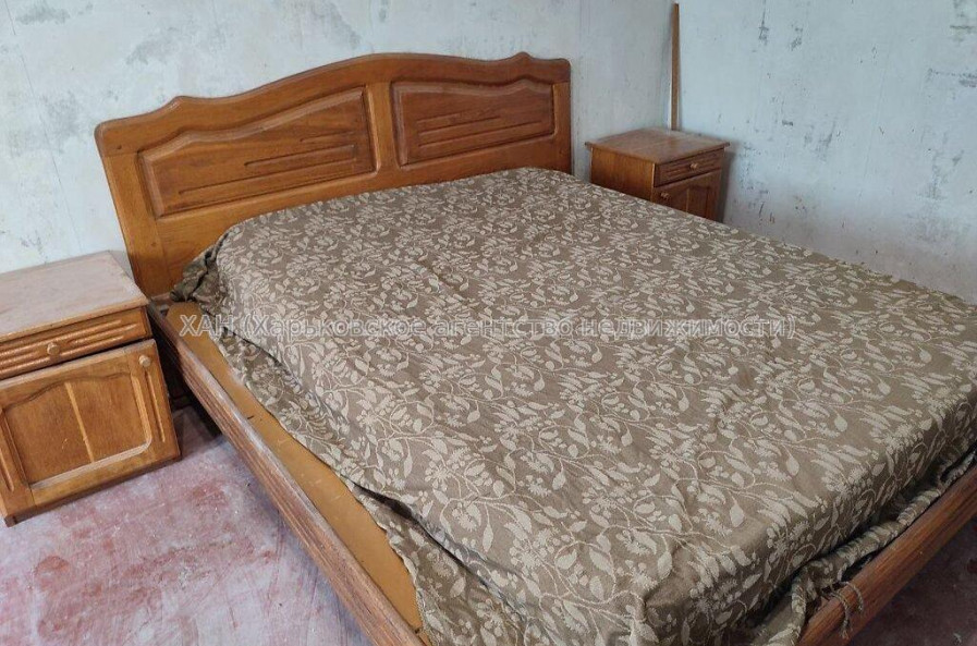 Продам квартиру, Валентиновская ул. , 3  ком., 64 м², без отделочных работ 