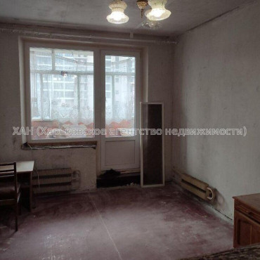 Продам квартиру, Валентиновская ул. , 3  ком., 64 м², без отделочных работ 