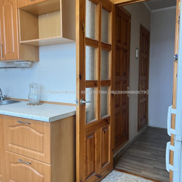 Сдам квартиру, Натальи Ужвий ул. , 70 , 3  ком., 69 м², косметический ремонт 