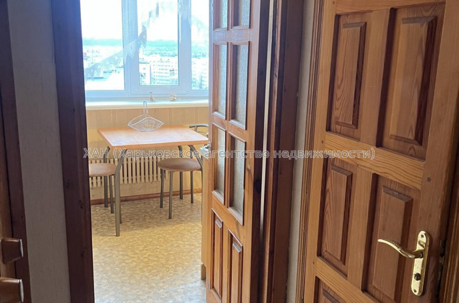 Сдам квартиру, Натальи Ужвий ул. , 70 , 3  ком., 69 м², косметический ремонт 