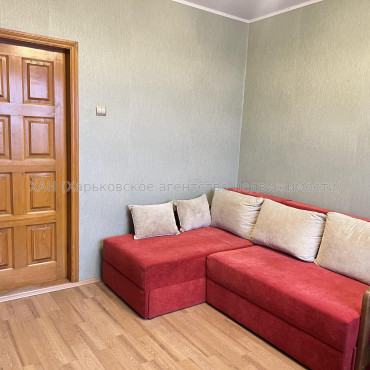 Сдам квартиру, Натальи Ужвий ул. , 70 , 3  ком., 69 м², косметический ремонт 