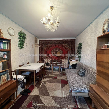 Продам квартиру, Жасминовый б-р , 3 , 2  ком., 42.70 м², советский ремонт 