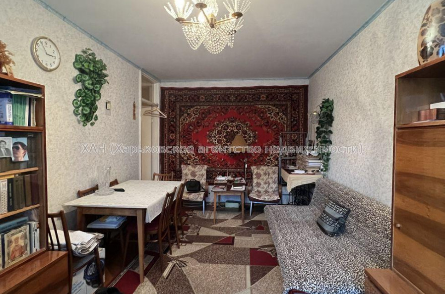 Продам квартиру, Жасминовый б-р , 3 , 2  ком., 42.70 м², советский ремонт 