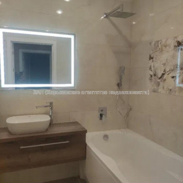 Продам квартиру, Полтавский Шлях ул. , 2  ком., 45 м², капитальный ремонт 