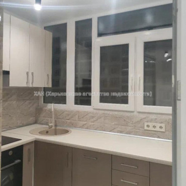Продам квартиру, Полтавский Шлях ул. , 2  ком., 45 м², капитальный ремонт 
