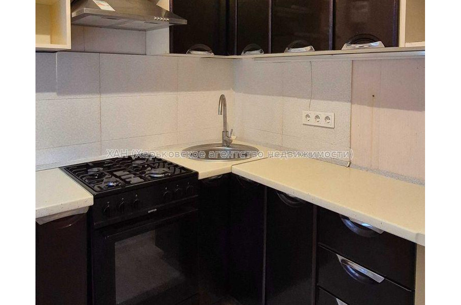 Продам квартиру, Мира ул. , 80 , 2 кім., 45 м², косметический ремонт 