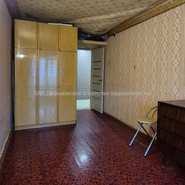 Продам квартиру, Мира ул. , 80 , 2 кім., 45 м², косметический ремонт 