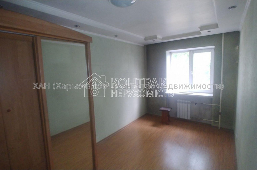 Продам квартиру, Мира ул. , 100 , 2 кім., 46 м², косметический ремонт 