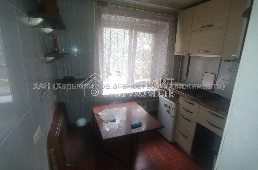 Продам квартиру, Мира ул. , 100 , 2 кім., 46 м², косметический ремонт 