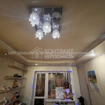 Продам квартиру, Мира ул. , 100 , 2 кім., 46 м², косметический ремонт 