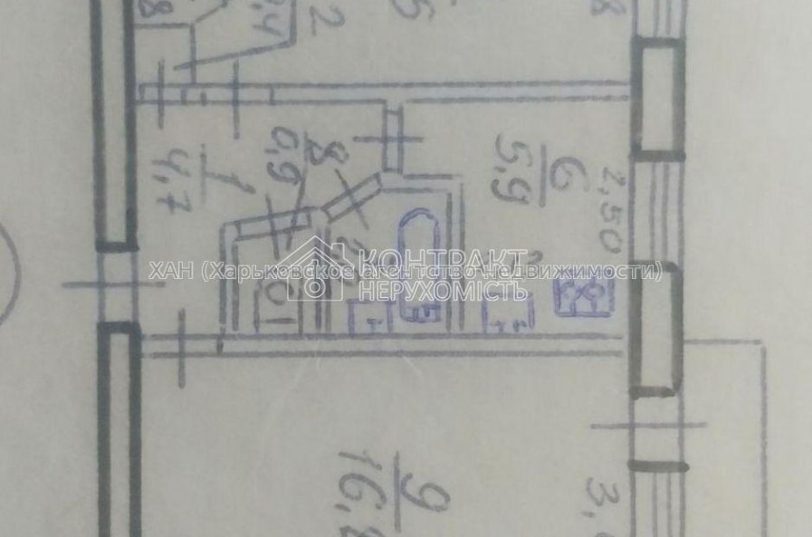 Продам квартиру, Мира ул. , 100 , 2 кім., 46 м², косметический ремонт 