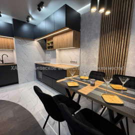 Продам квартиру, Героев Харькова просп. , 2  ком., 63 м², евроремонт