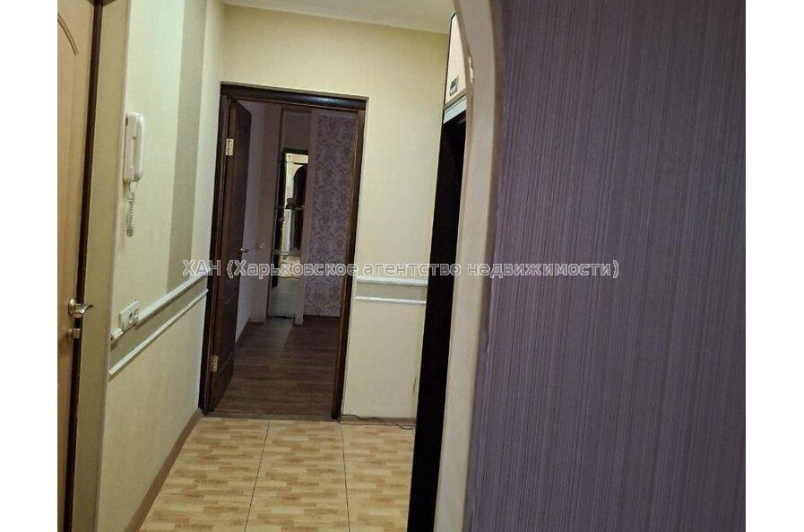 Продам квартиру, 92-й бригады ул. , 2  ком., 50 м², косметический ремонт 